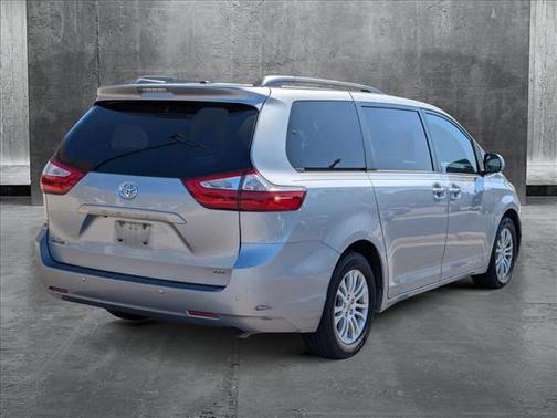 2015 Toyota Sienna XLE Premium