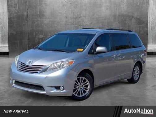 2015 Toyota Sienna XLE Premium