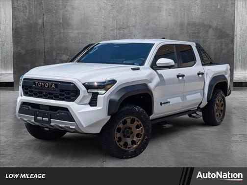 2024 Toyota Tacoma Hybrid Trailhunter
