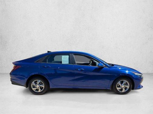 Intense Blue 2022 Hyundai ELANTRA SE
