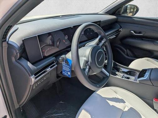 Atlas White 2026 Hyundai SANTA CRUZ SEL