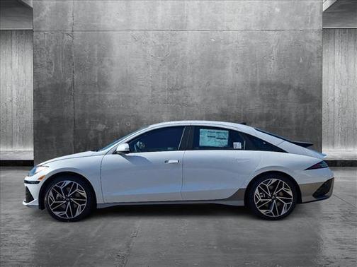 2025 Hyundai IONIQ 6 SEL