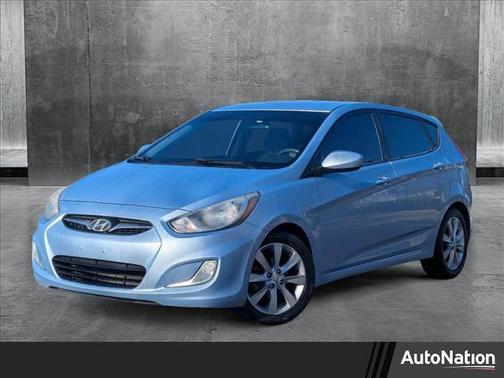 2012 Hyundai Accent SE