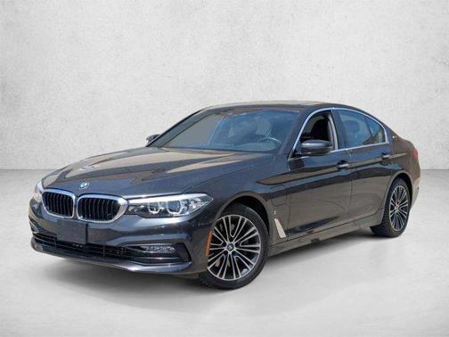 Black 2018 BMW 530e xDrive iPerformance