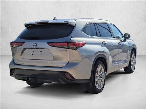 2023 Toyota Highlander Hybrid Limited