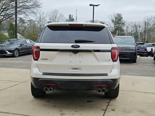 2019 Ford Explorer Sport