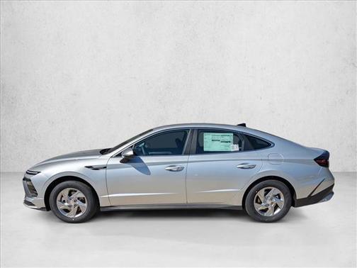 Aero Silver 2026 Hyundai SONATA SE