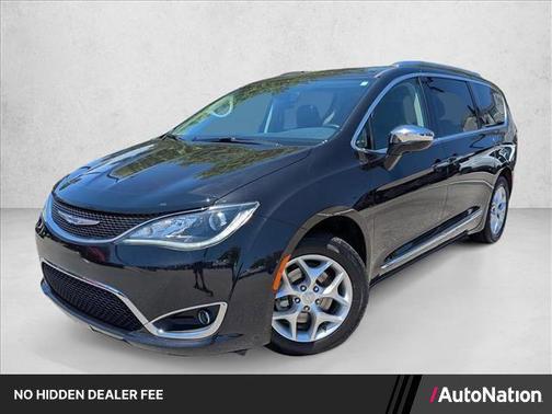 Brilliant Black Crystal Pearlcoat 2020 Chrysler Pacifica Limited
