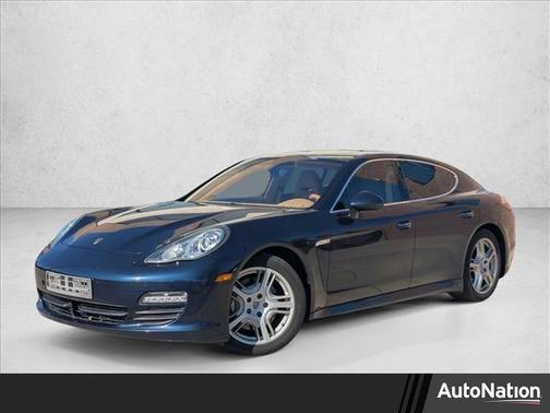 2011 Porsche Panamera 4