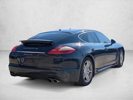 2011 Porsche Panamera 4