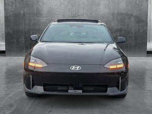 2025 Hyundai IONIQ 6 Limited