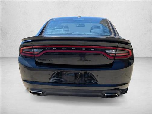 Pitch Black Clearcoat 2017 Dodge Charger SE
