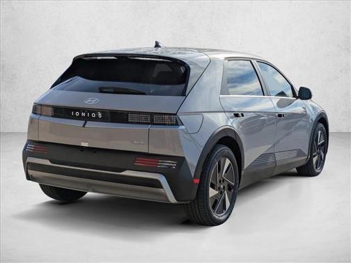 2026 Hyundai IONIQ 5 SE