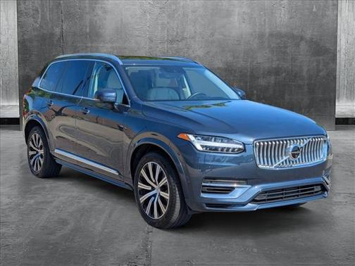 2022 Volvo XC90 Recharge Plug-In Hybrid T8 Inscription 6 Passenger