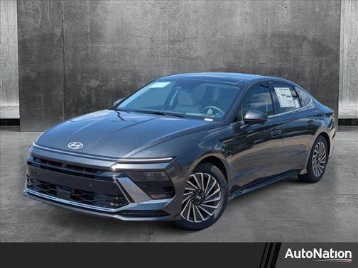 2025 Hyundai SONATA Hybrid Limited