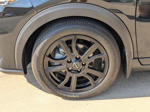 Super Black 2024 Nissan Kicks SR