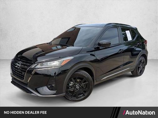 Super Black 2024 Nissan Kicks SR