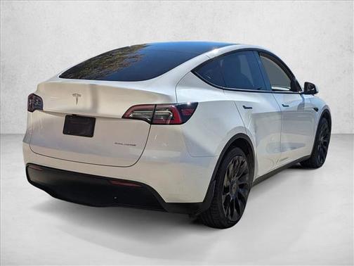 2023 Tesla Model Y Long Range Dual Motor All-Wheel Drive