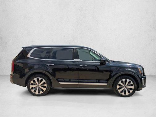 Ebony Black 2020 Kia Telluride S