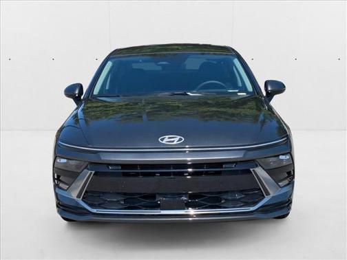 2025 Hyundai SONATA Hybrid SE