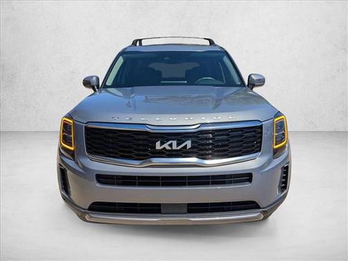 Everlasting Silver 2022 Kia Telluride EX