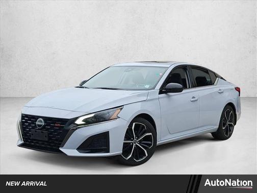 2023 Nissan Altima SR FWD