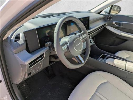 2026 Hyundai SONATA SEL