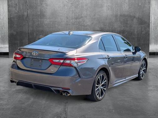 2019 Toyota Camry SE