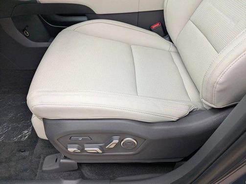 Ecotronic Gray 2026 Hyundai SANTA FE HEV Calligraphy