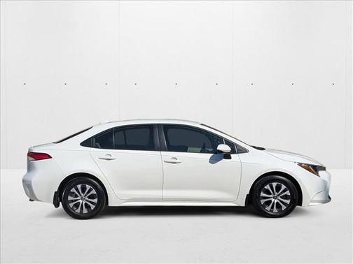 2022 Toyota Corolla Hybrid LE