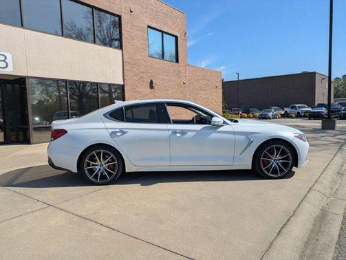2021 Genesis G70 3.3T RWD