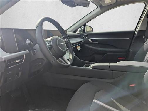 2026 Hyundai SONATA SEL