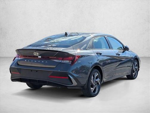 2025 Hyundai ELANTRA Sport