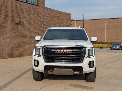 2024 GMC Yukon 4WD AT4