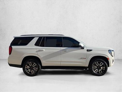2024 GMC Yukon 4WD AT4