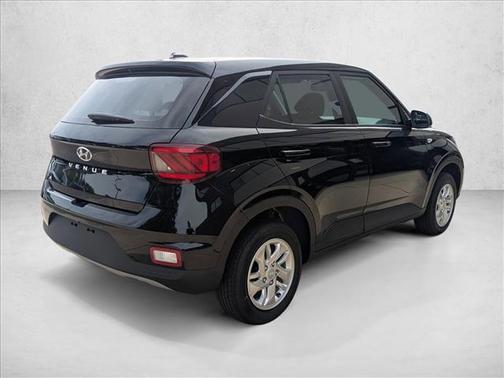 Onyx Black 2026 Hyundai VENUE SE
