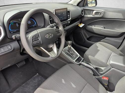 Onyx Black 2026 Hyundai VENUE SE