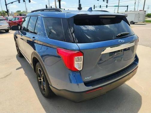 Blue Metallic 2020 Ford Explorer XLT