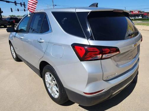 Silver Ice Metallic 2022 Chevrolet Equinox 1LT
