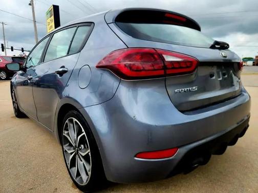 Phantom Gray 2017 Kia Forte SX