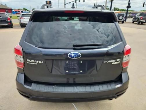 Dark Gray Metallic 2016 Subaru Forester 2.5i Limited