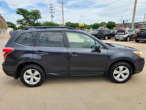 Dark Gray Metallic 2016 Subaru Forester 2.5i Limited