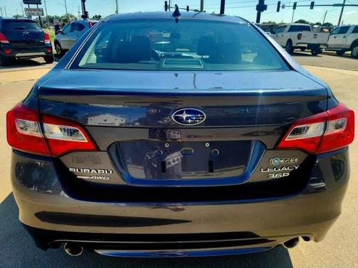 Carbide Gray Metallic 2016 Subaru Legacy Limited