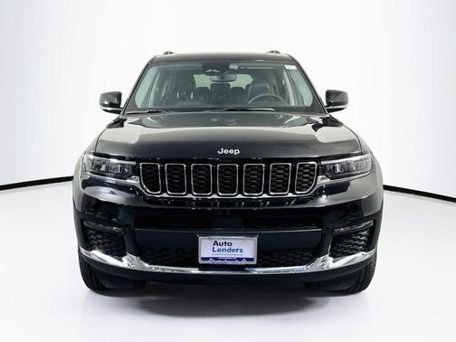 Diamond Black Crystal Pearlcoat 2023 Jeep Grand Cherokee L Limited