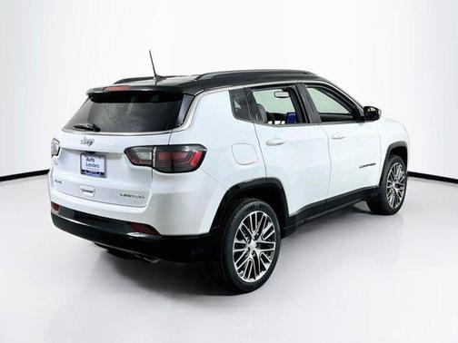 Bright White Clearcoat 2022 Jeep Compass Limited