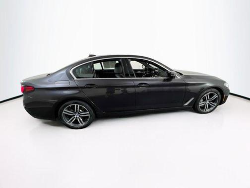 2021 BMW 530 xDrive