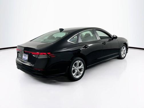 Crystal Black Pearl 2023 Honda Accord LX 1.5T
