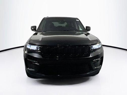 2023 Jeep Grand Cherokee Limited X