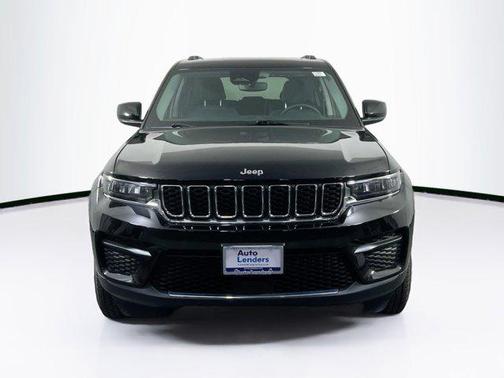 2023 Jeep Grand Cherokee Laredo