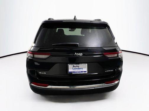 2023 Jeep Grand Cherokee Laredo